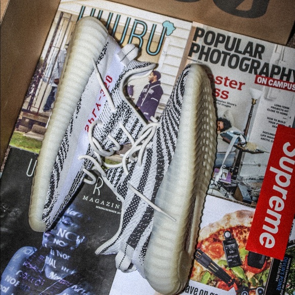 yeezy zebra size 13
